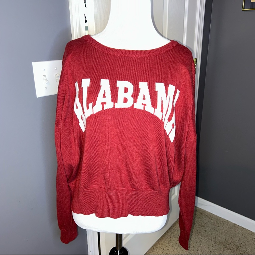 Le Lis Alabama Crimson Red Crop Crewneck Sweater Size Medium